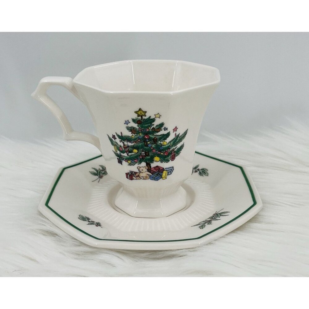 Nikko Christmastime Christmas Tree Pattern Octagon Teacup & Saucer Set